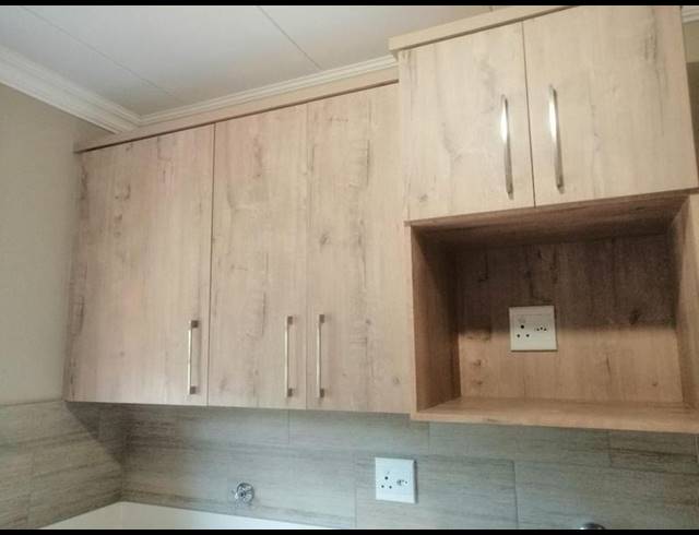 2 BEDROOM TOWNHOUSE FOR SALE IN ANNLIN